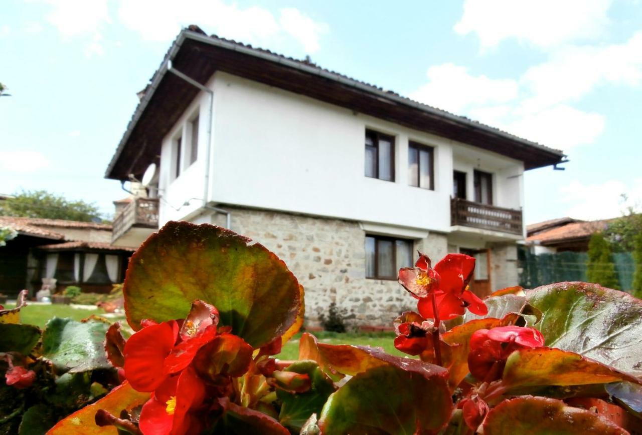 The Gates Apartments Koprivshtitsa Luaran gambar